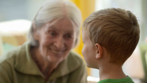 Hier gehen Kinder freiwillig ins Altersheim