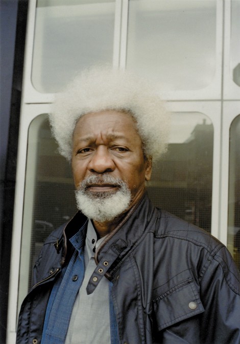 "Keine Kultur hat das Recht, ihre Weiblichkeit herabzusetzen" (Wole Soyinka)