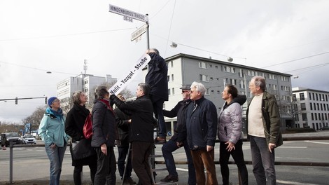 Warum wir darüber nachdenken müssen, ob wir weiter auf "Hindenburg"-Straßen fahren wollen