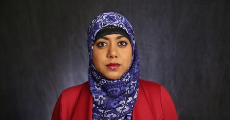 Sie arbeitete als Muslimin im Weißem Haus - sie wollte bleiben, trotz Trump. An Tag 8 hörte sie auf.