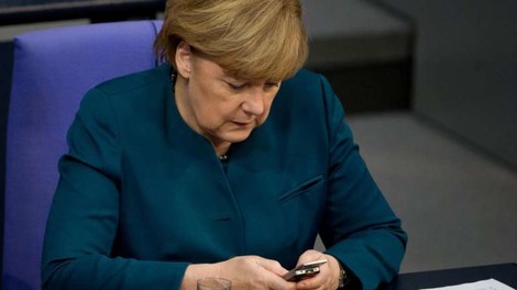 Was wusste Merkel? - NSA Untersuchungsauschuss befragt die Kanzlerin.