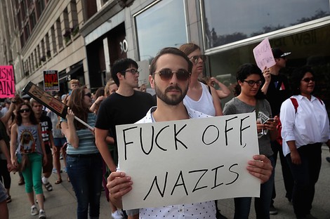 Was tun gegen Hate Speech? Nazi-Seiten verbieten ist auch keine Lösung
