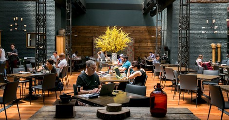 Wenn Restaurants zu Drop-In-Work-Spaces werden