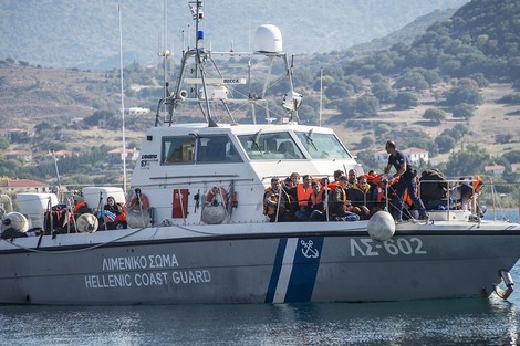 Frontex Dokumente: Auf Flüchtlingsboote schießen war Standardpraxis