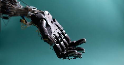 Die Roboterhand: Auf dem Weg vom Greifer zur menschlich anmutenden Hand