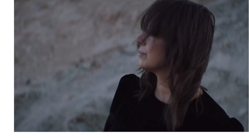 Mit der Gitarre durch die Welt wandern: Cat Power