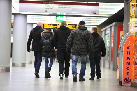 Münchner Nazis wollen Stadtteilgruppen gründen und aufpassen.