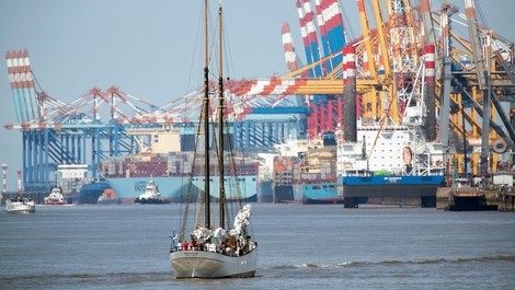 Wirklich klimafreundlicher Kaffee kommt mit dem Segelschiff