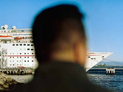 Unter Deck - Warum hunderttausende Fillipinos wie Sklaven auf Kreuzfahrtschiffen gehalten werden