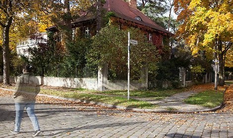 "Man kann auch einen Menschen mit einer Wohnung erschlagen wie mit einer Axt"