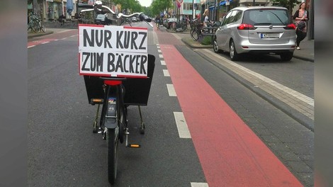 Fahrräder zu Falschparkern? Eine Aktion im Kampf um die Ressource Platz sorgt für Furore