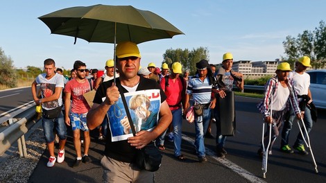 Angela Merkel die Schuld an der Flüchtlingskrise zu geben, ist einfach nur eine Weigerung zu helfen