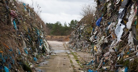 Müll illegal in ganz Brandenburg vergraben