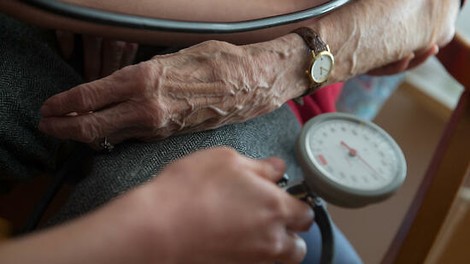 Eine Lösung für das ökonomische Care-Dilemma ist nicht in Sicht