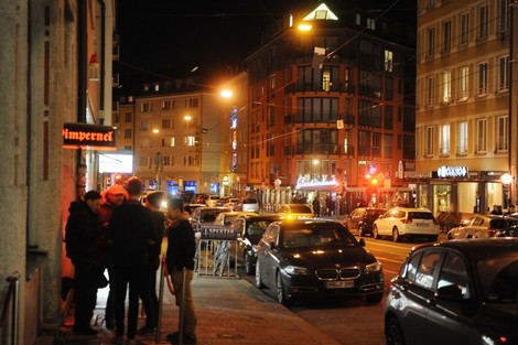 Wer meckert immer über die Münchner Bars?