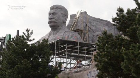 Stalin in Prag: Der Schlächter und sein langer Schatten