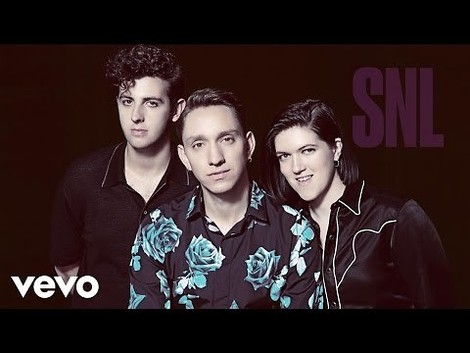 The xx mit der neuen Single bei Saturday Night Live