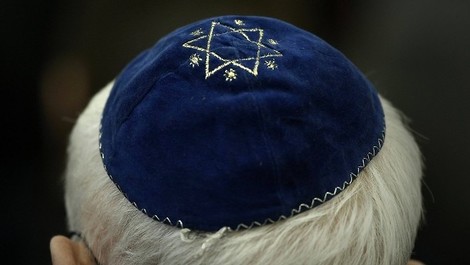 Wenn wir schon alte Schlösser wiederaufbauen, warum dann nicht Synagogen?