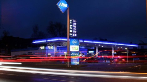 Warum das Aus für Benziner und Diesel auch viel Strom sparen würde