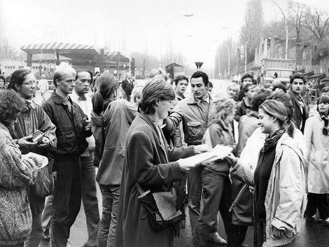 Es gab zur Wendezeit eine Frauenbewegung in der DDR. Die war mutig, vielfältig und der BRD voraus. 