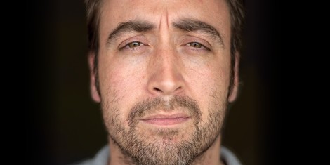 SLIPPING AWAY. Jo Aubin hat Alzheimer. Er ist 38 Jahre alt.