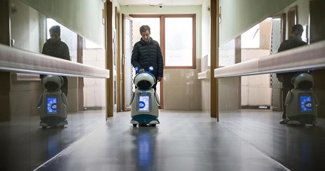 Wie gut sind Roboter als Altenpfleger?