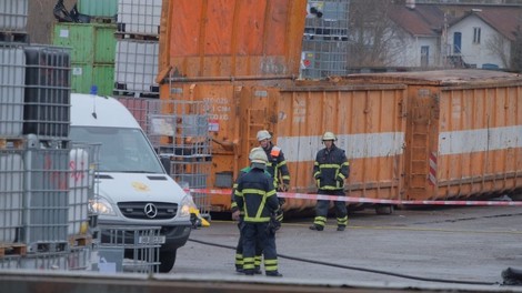 Chemieunfall im Hamburger Hafen