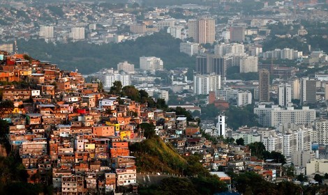 Folter, Morde, Gewalt: Digitaler Drogenkrieg in Rio de Janeiro