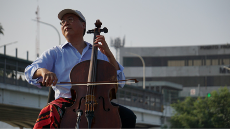 Yo-Yo Ma will musikalische Brücken schaffen und spielt Cello an der mexikanischen Grenze 