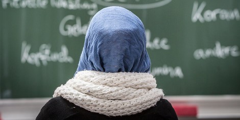 Zusammengefasst: Globale Islamophobie und anti-muslimischer Rassismus 