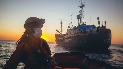 Gestern & Heute: Ohne eine europäische Seenotrettung bleibt Völkerrechtsbruch Alltag im Mittelmeer