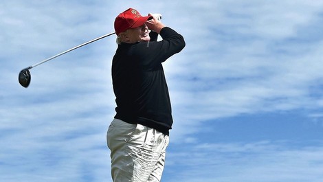 So gewinnt er immer – selbst beim Golf ist Donald Trump ein Betrüger