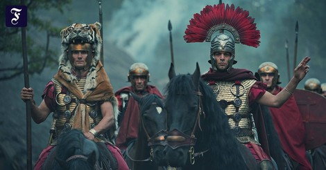Zwei Archäologen verreißen die Netflix-Serie "Barbaren"