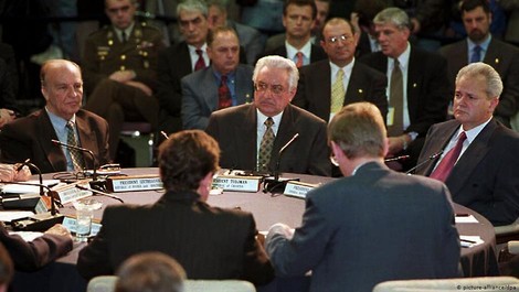 25 Jahre Dayton: Bosnien-Herzegowina, der gescheiterte Staat