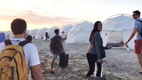 Gestrandet im Paradies, die Geschichte des "Fyre Festival" 