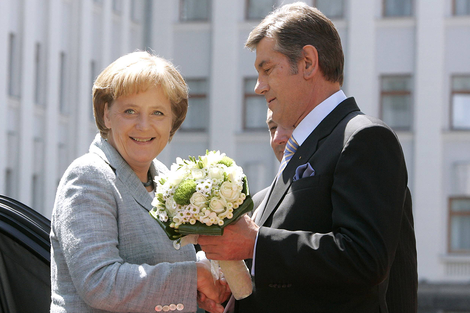 Merkels unheilvolle Ostpolitik: Eine Bilanz