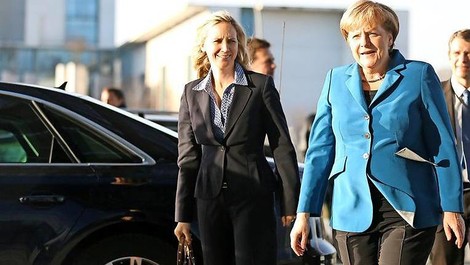 Verschworenes Trio: Angela Merkel und ihre engsten Mitarbeiterinnen