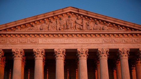 Wer wird die erste schwarze Richterin am Obersten US-Gericht?