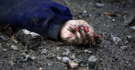 Die Hand der Toten in Butscha