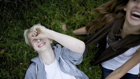 Verpasst man etwas, wenn man nie andere Partner:innen hatte?
