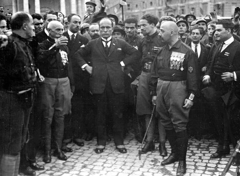 "Marsch auf Rom": Von Benito Mussolini zu Giorgia Meloni?